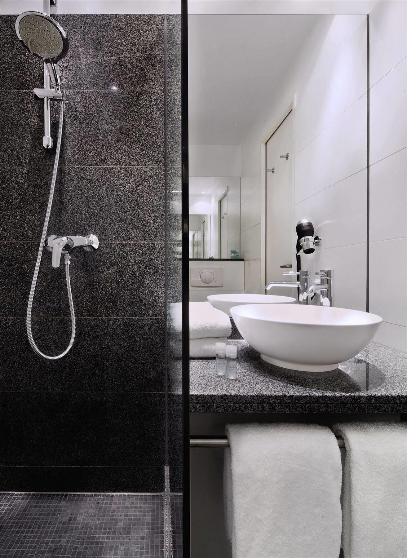 Hotel One Stuttgart-feuerbach 3*